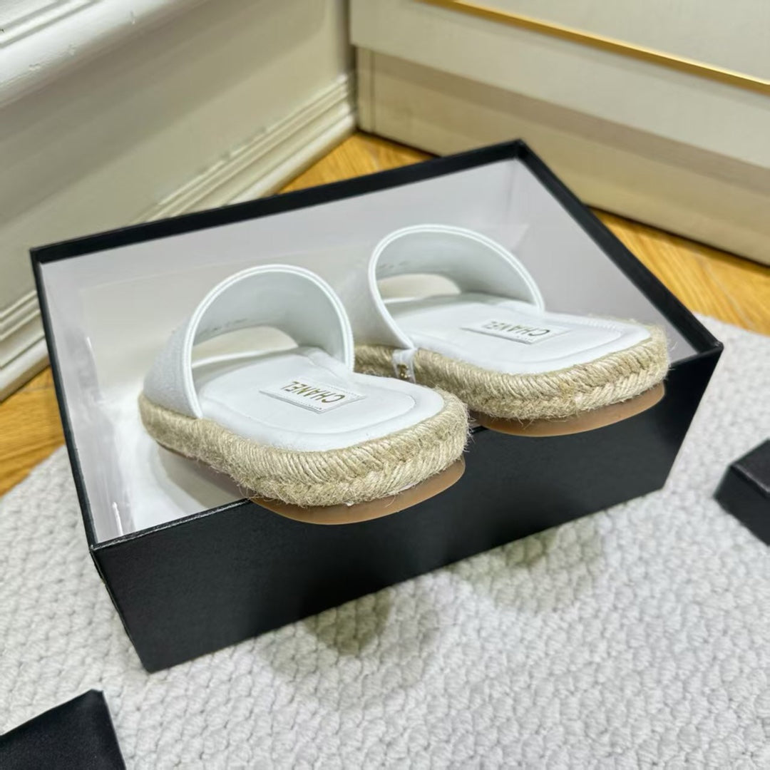 255QC43ZDE Stylish leather shoes