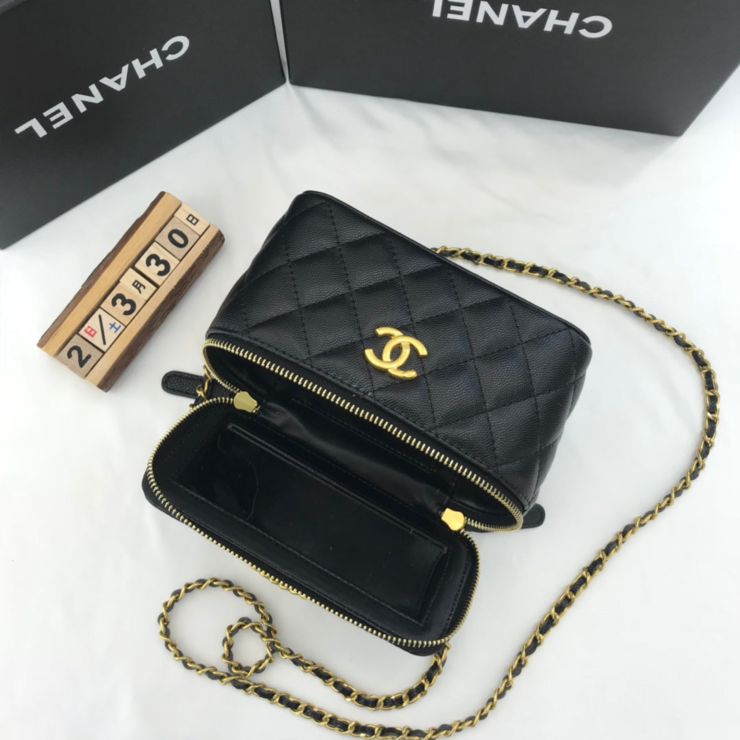 155XC28BDE Stylish leather bag