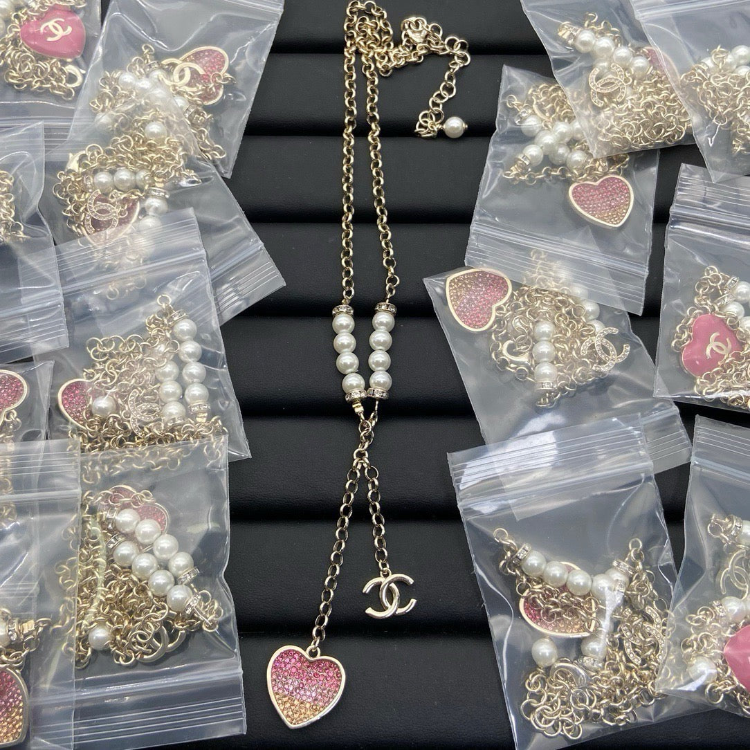 175RC18XDE Stylish Necklaces