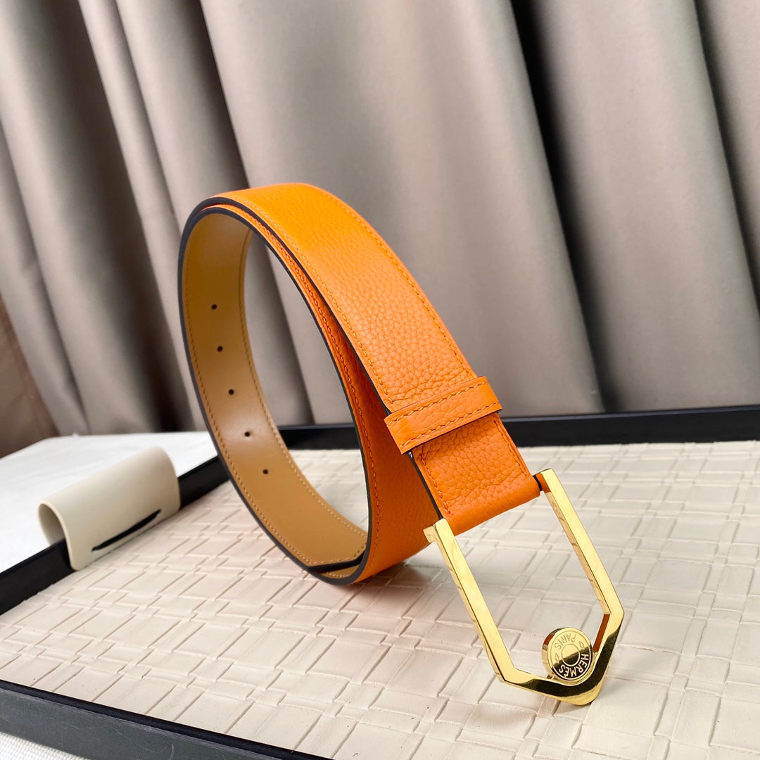 14H107PDE Stylish High quality belt With full package