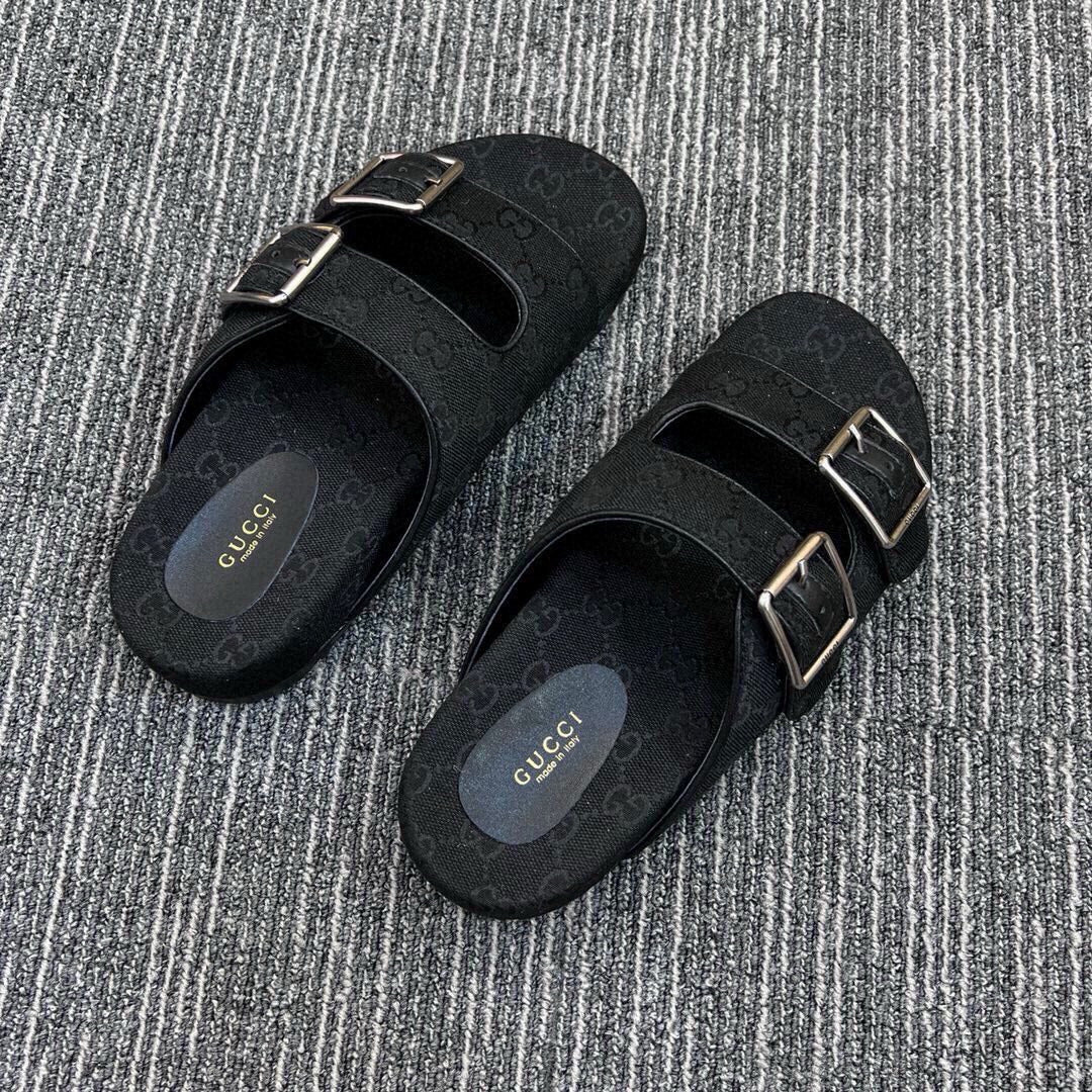 5QB17ZUE Popular shoes