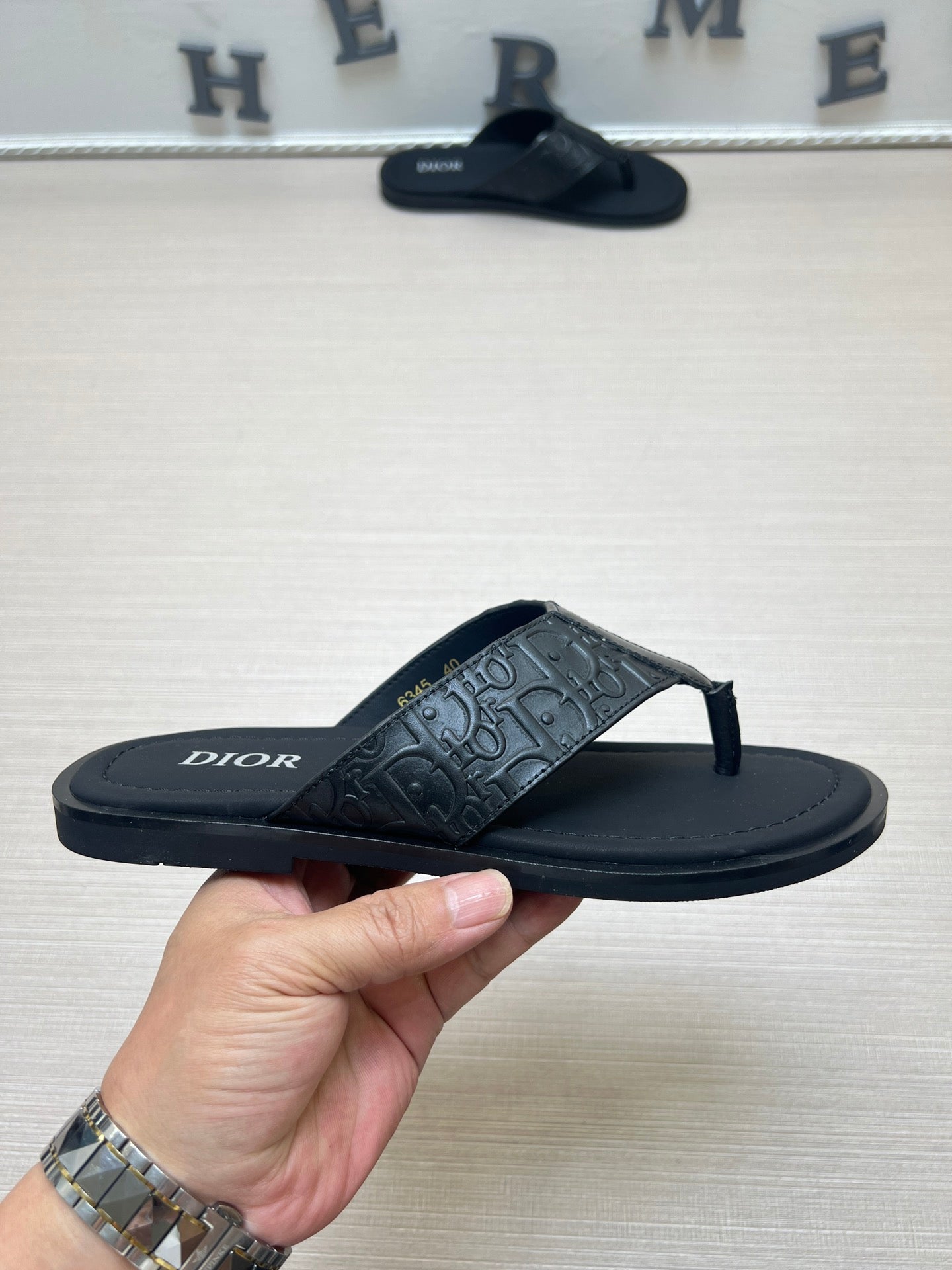 54D80ZDE Stylish slippers
