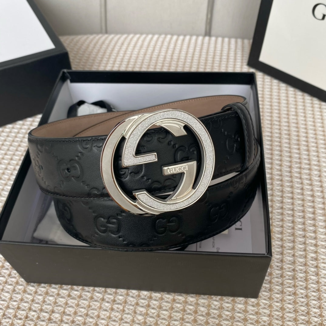 1XB26PDE Stylish High quality belt With full package