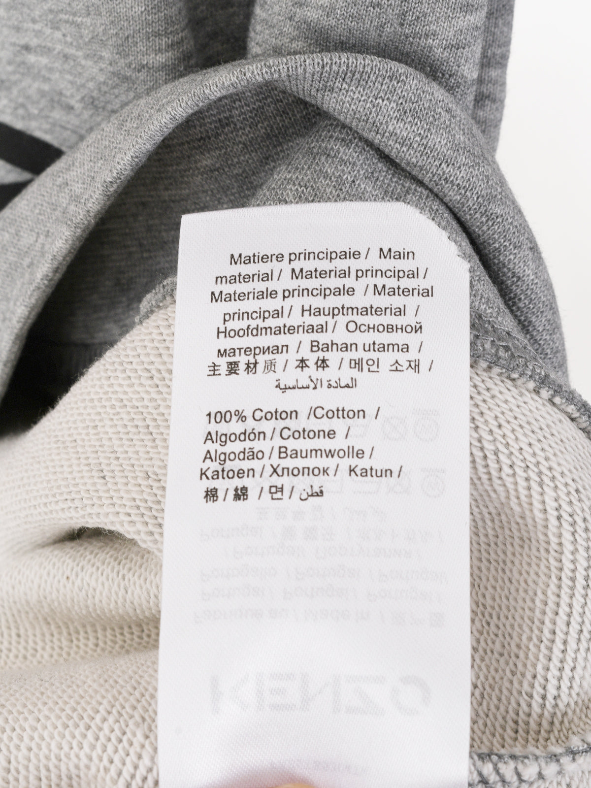 175ZA99UDE Stylish Sweaters