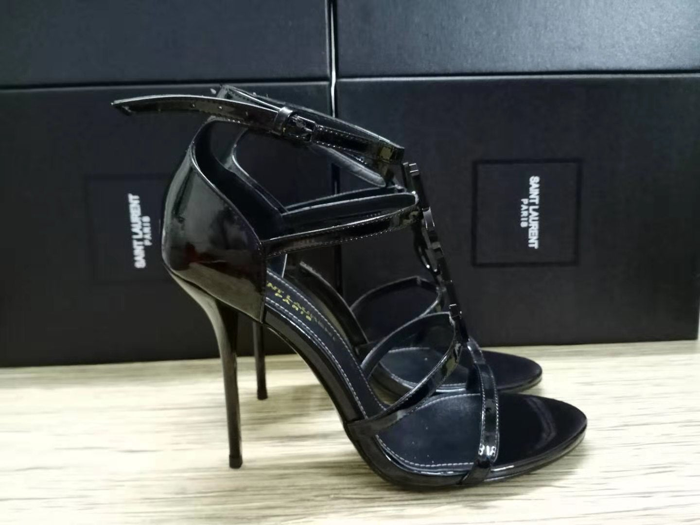 2XSL151ZDE Stylish leather High heels