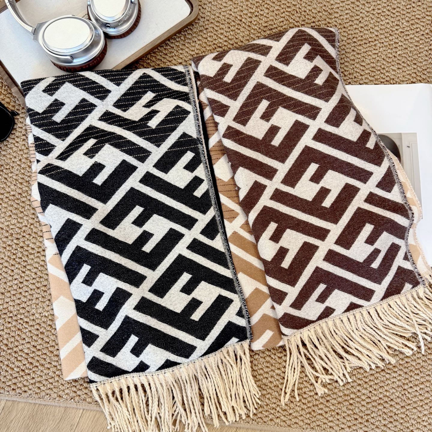 175RF39WDE Stylish Winter Scarves
