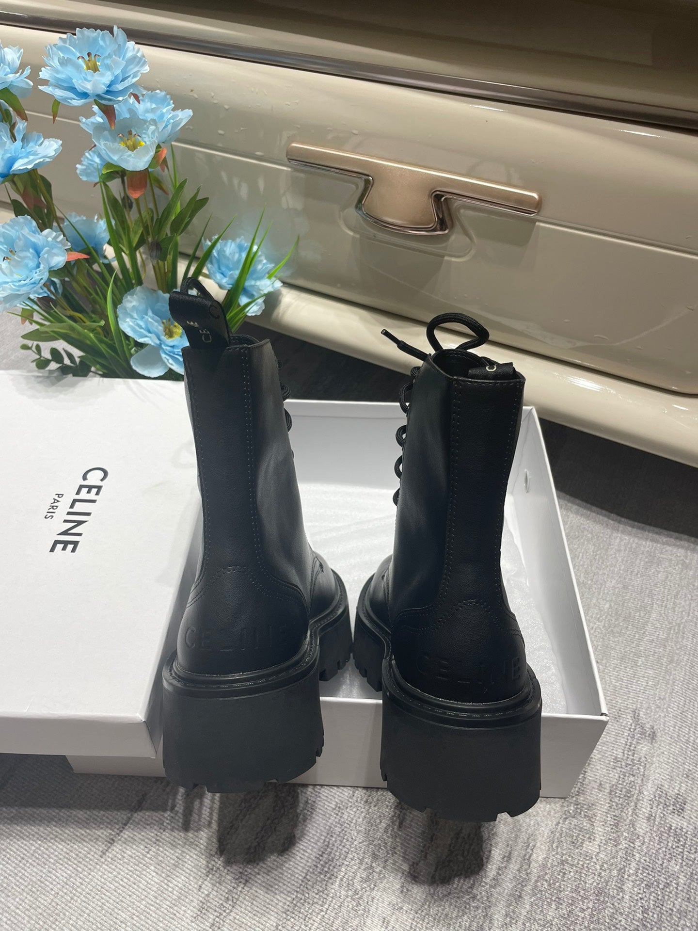 1LCL21ZDE Stylish Boots