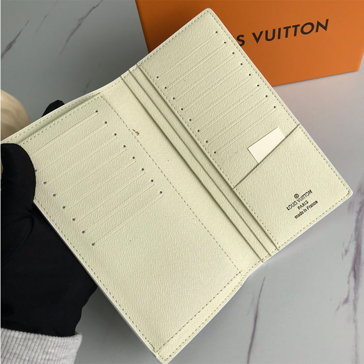 E2BDE Stylish leather wallets