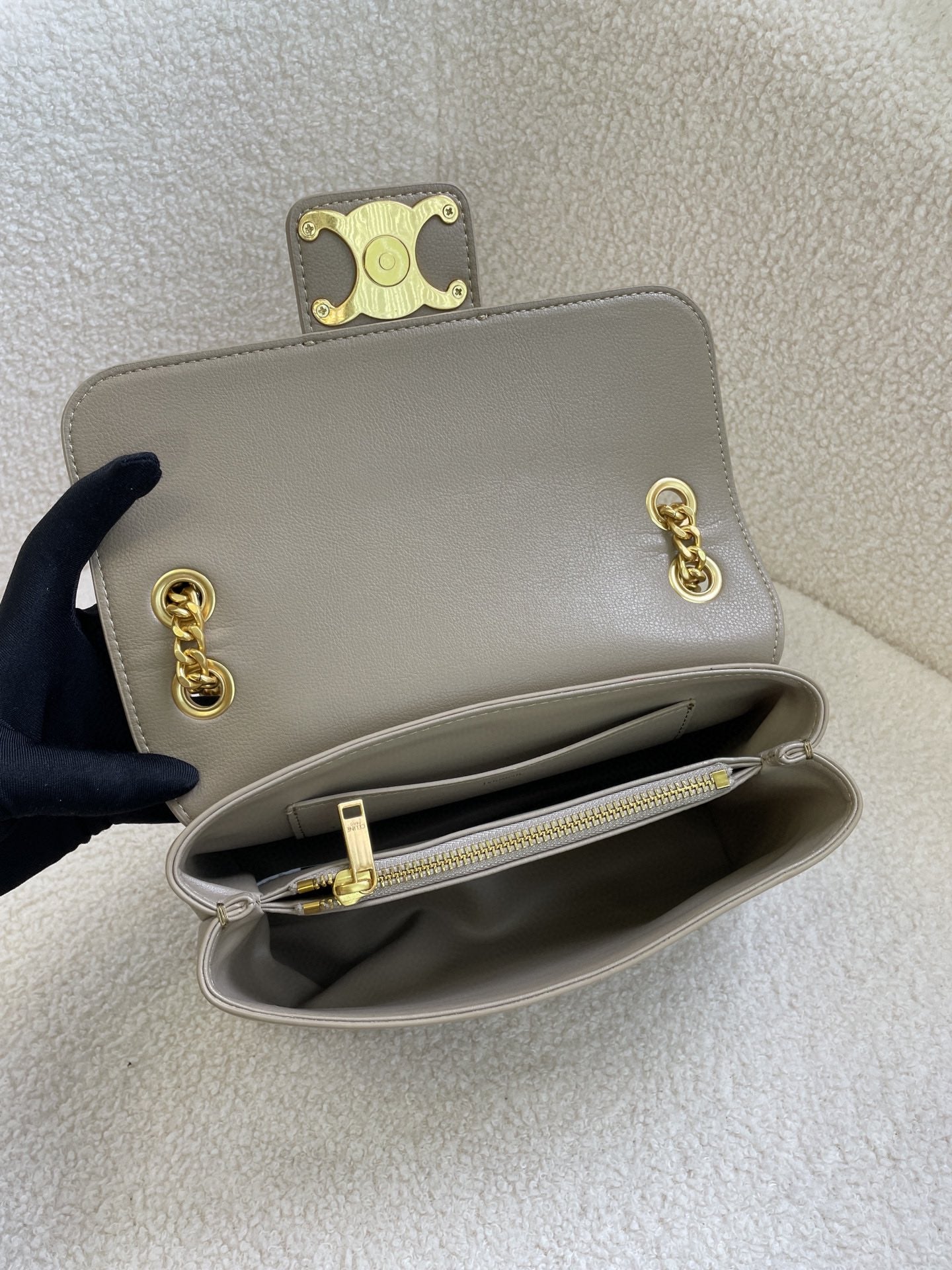 1XCL412BDE Stylish leather bag
