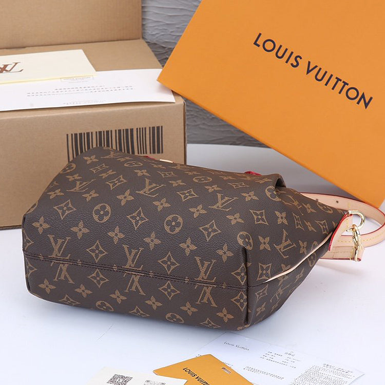 2E7BDE Stylish leather bag