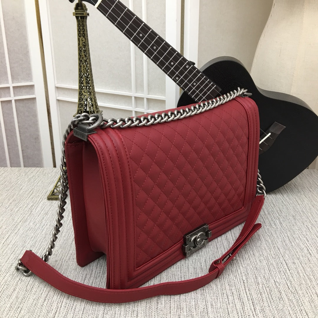 5C60BDE Stylish leather bag