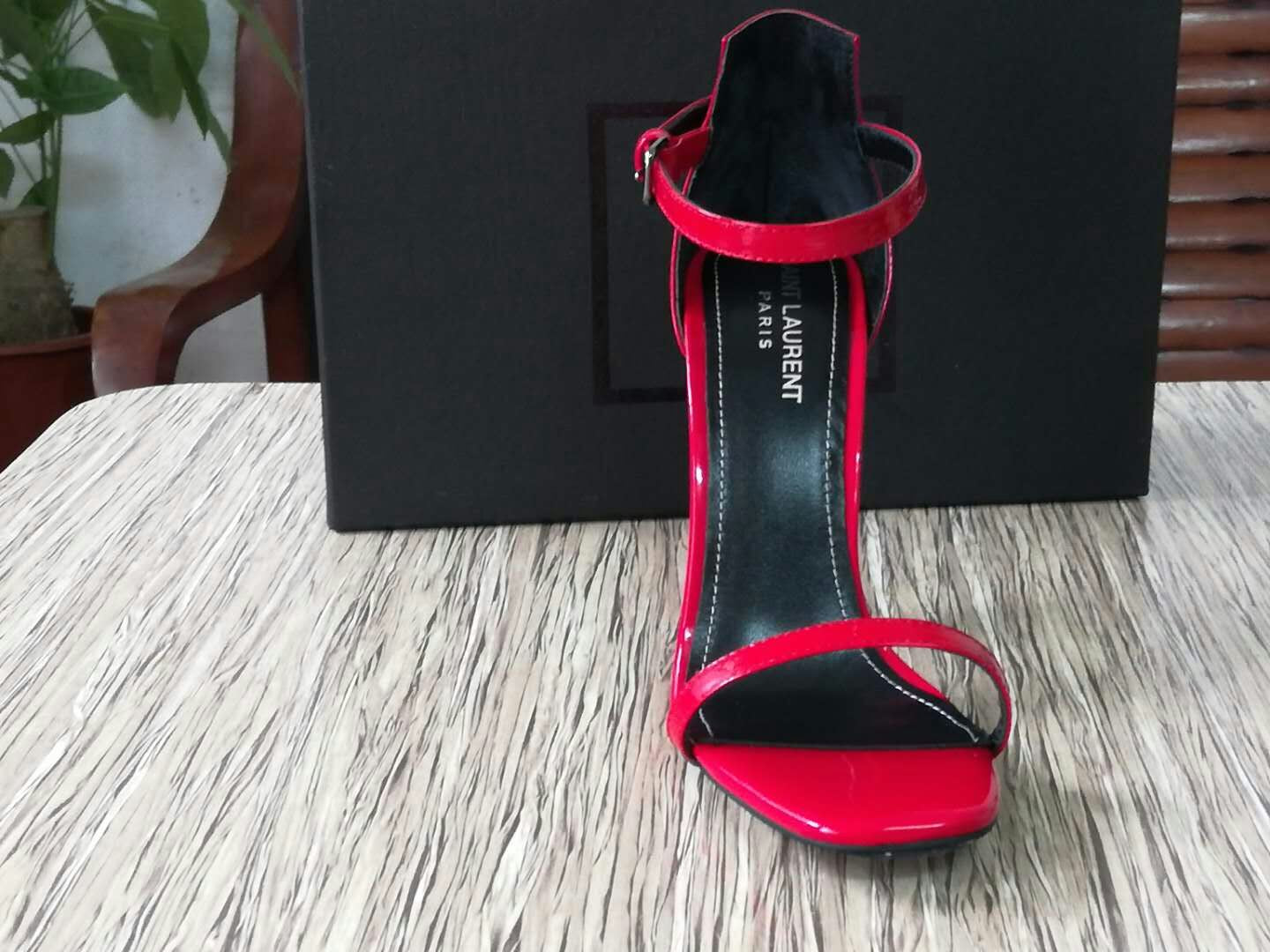 2XSL145ZDE Stylish leather high heels