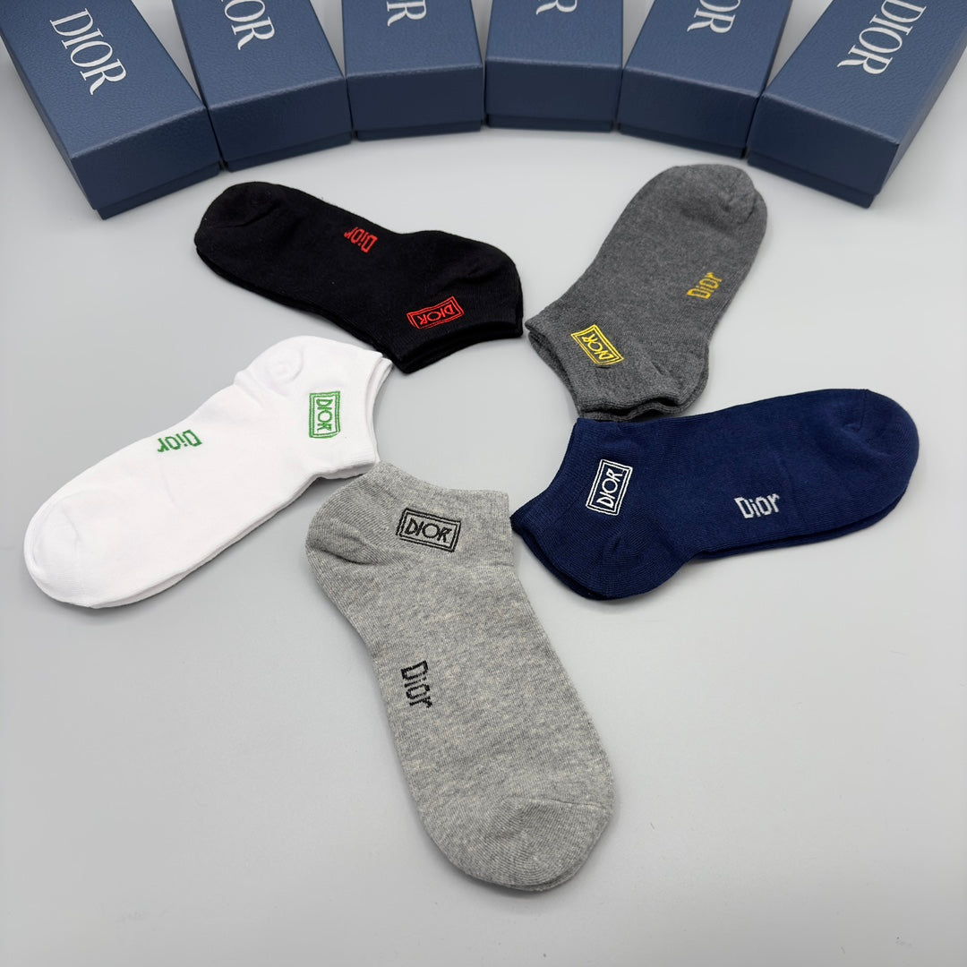 235QD47SDE Stylish socks(5 pairs )