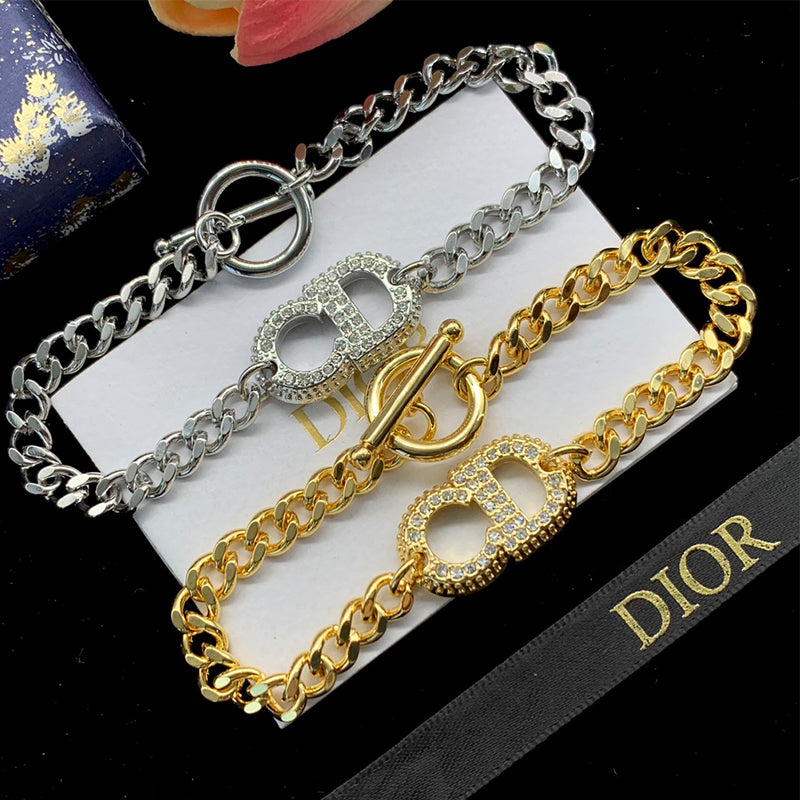 1ND45KDE Stylish bracelet