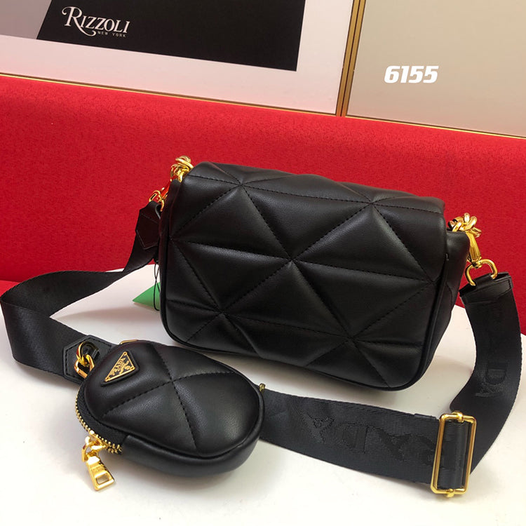 1PD03BDE Stylish leather bag