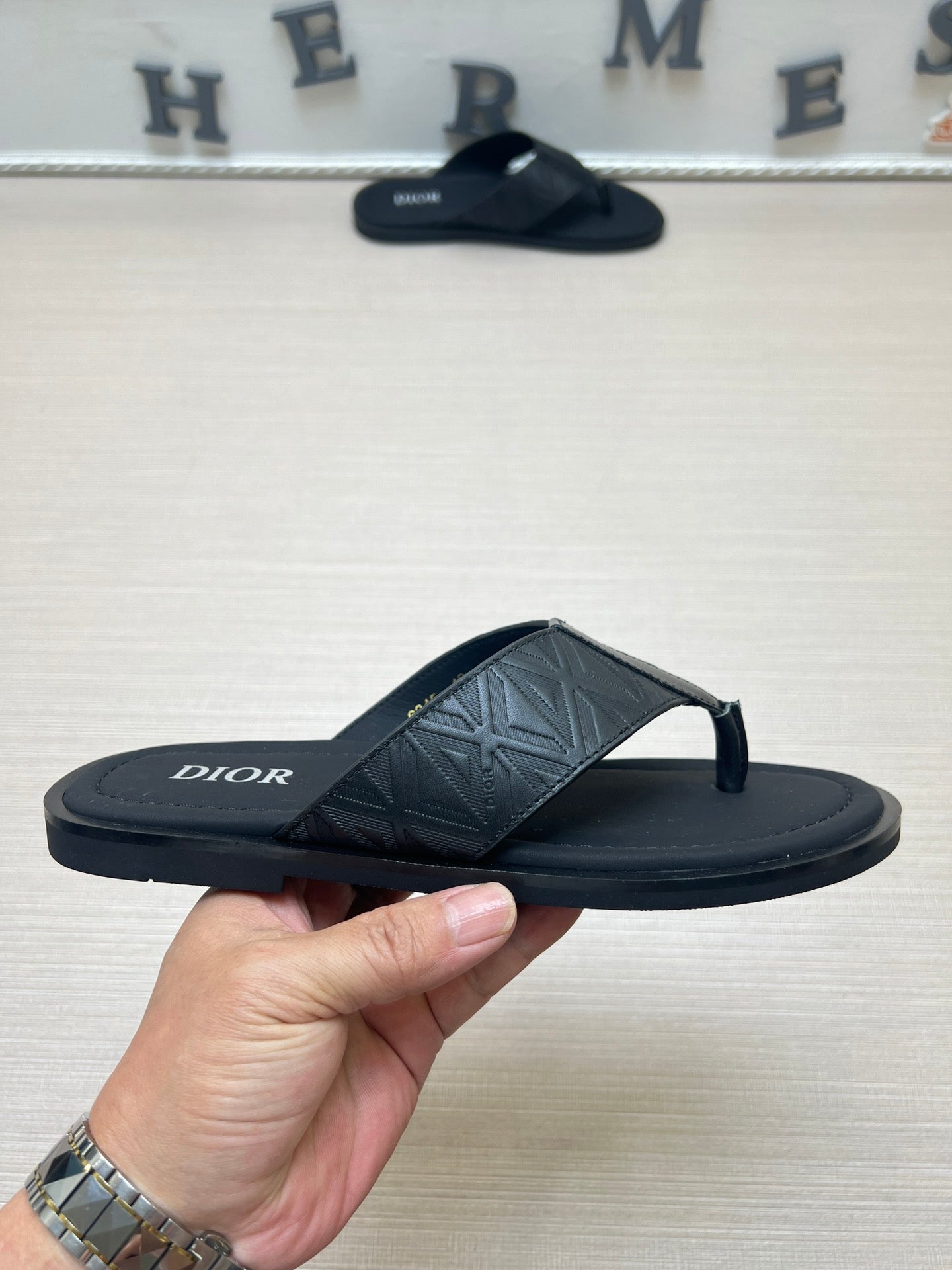 54D78ZDE Stylish slippers