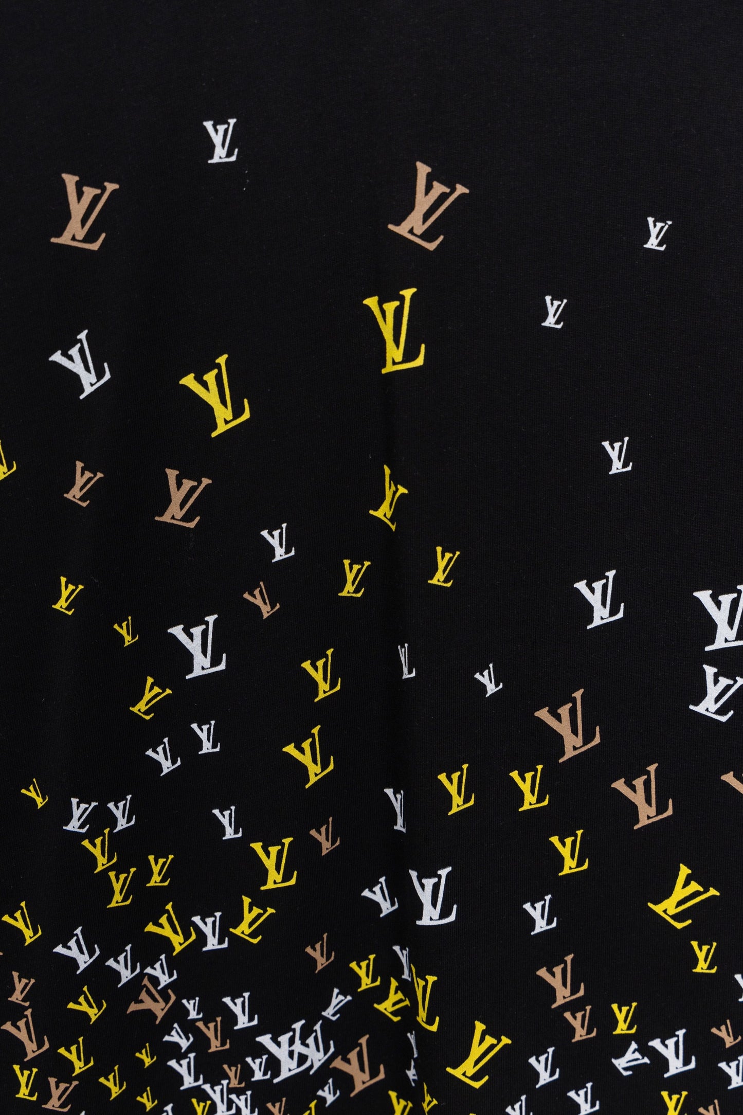 125WE1UDE Stylish T-shirts