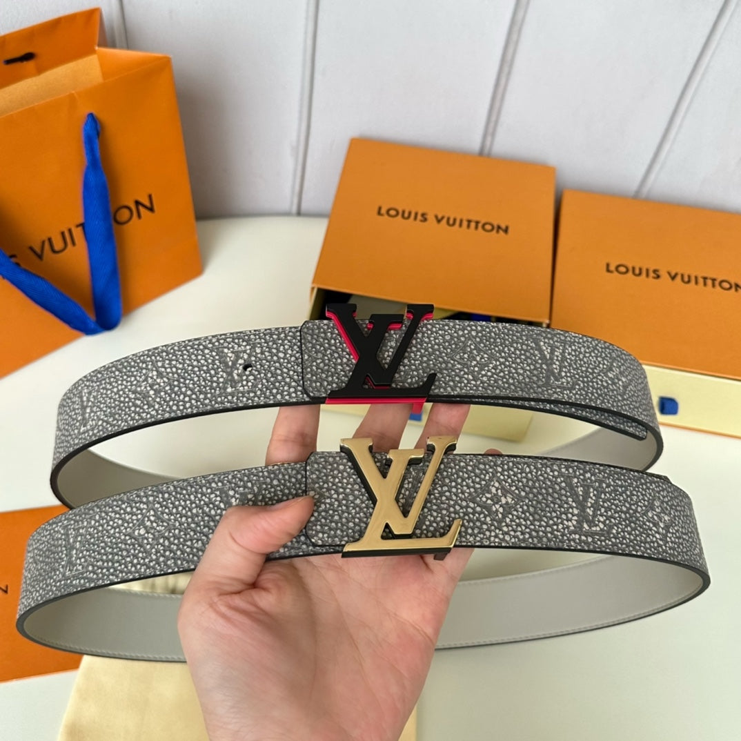 14B11PDE Stylish High quality belt With full package