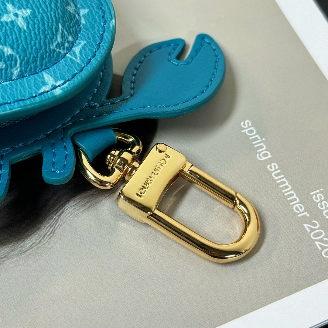 14E26ADE Stylish key closure