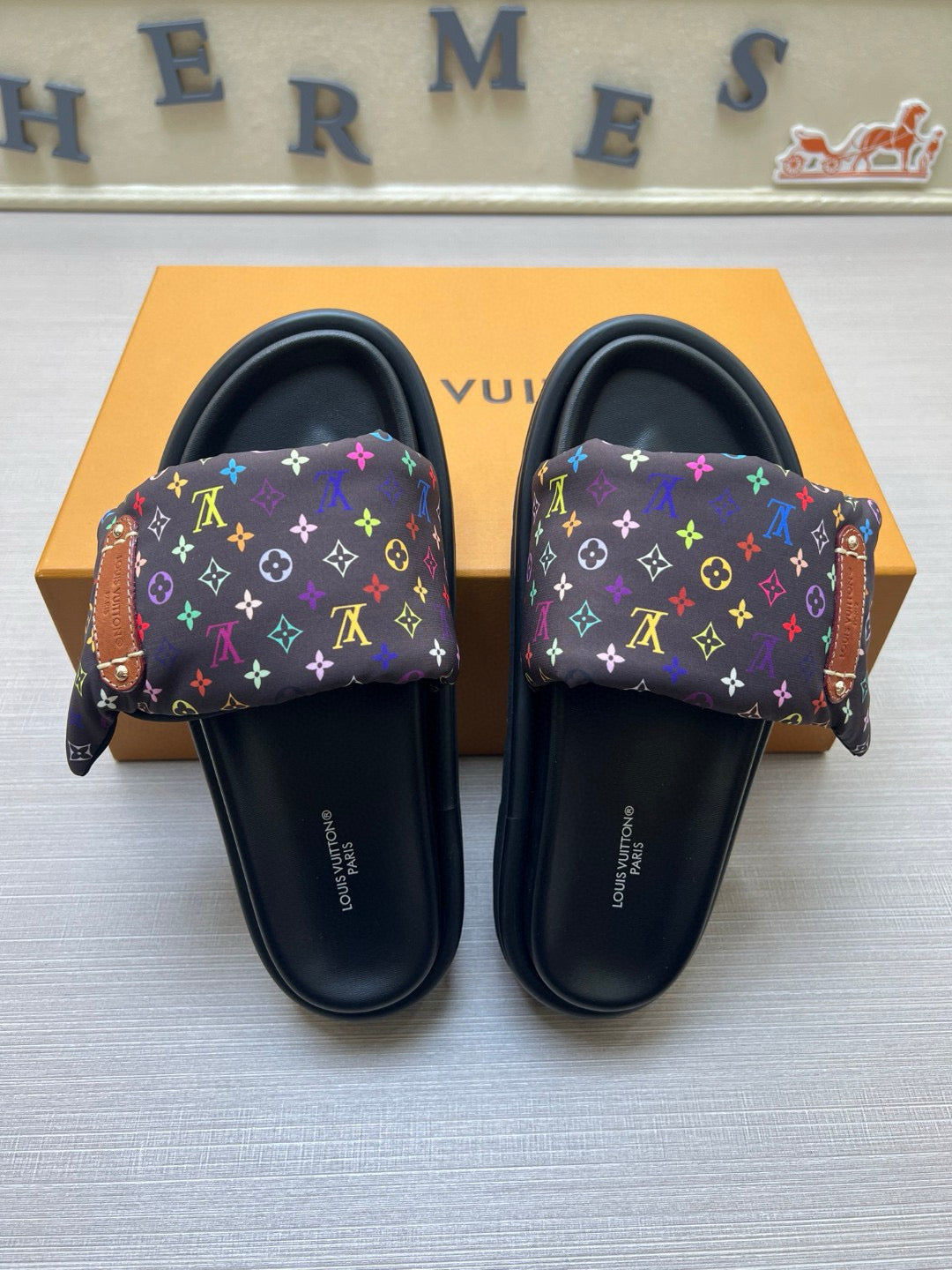 5QE6ZDE Stylish Slippers