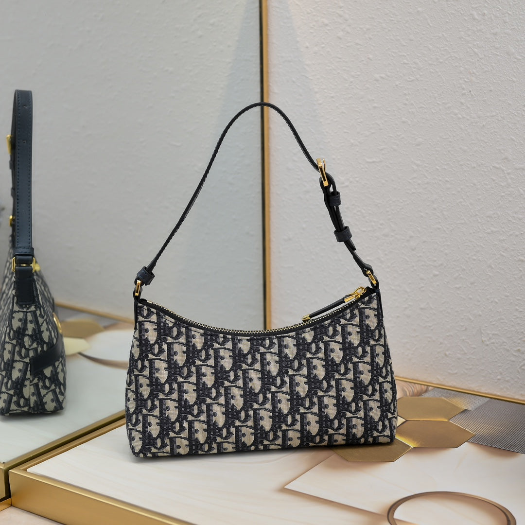 165ND100BDE Stylish leather bag