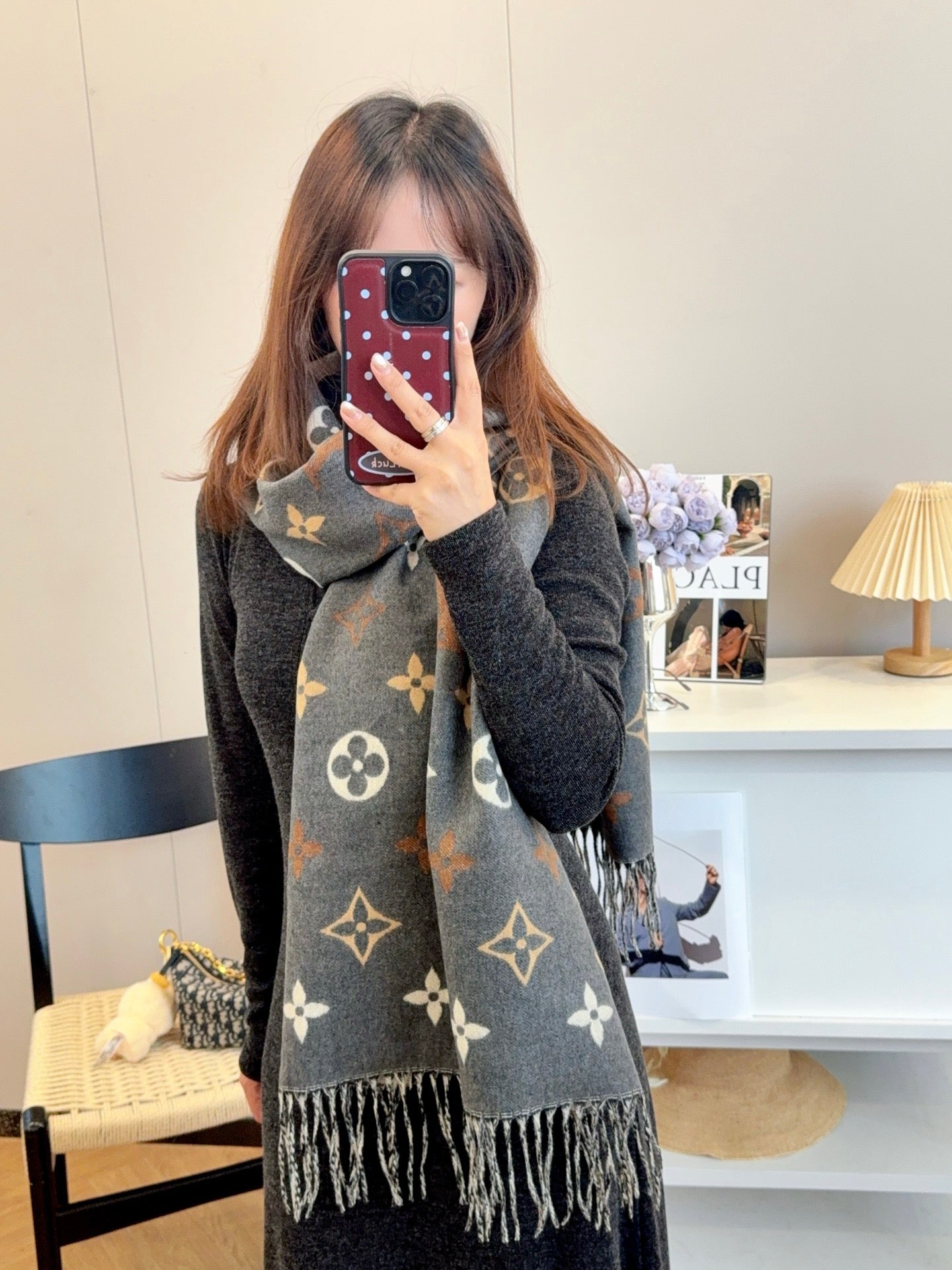 185RE70WDE Stylish Winter Scarves