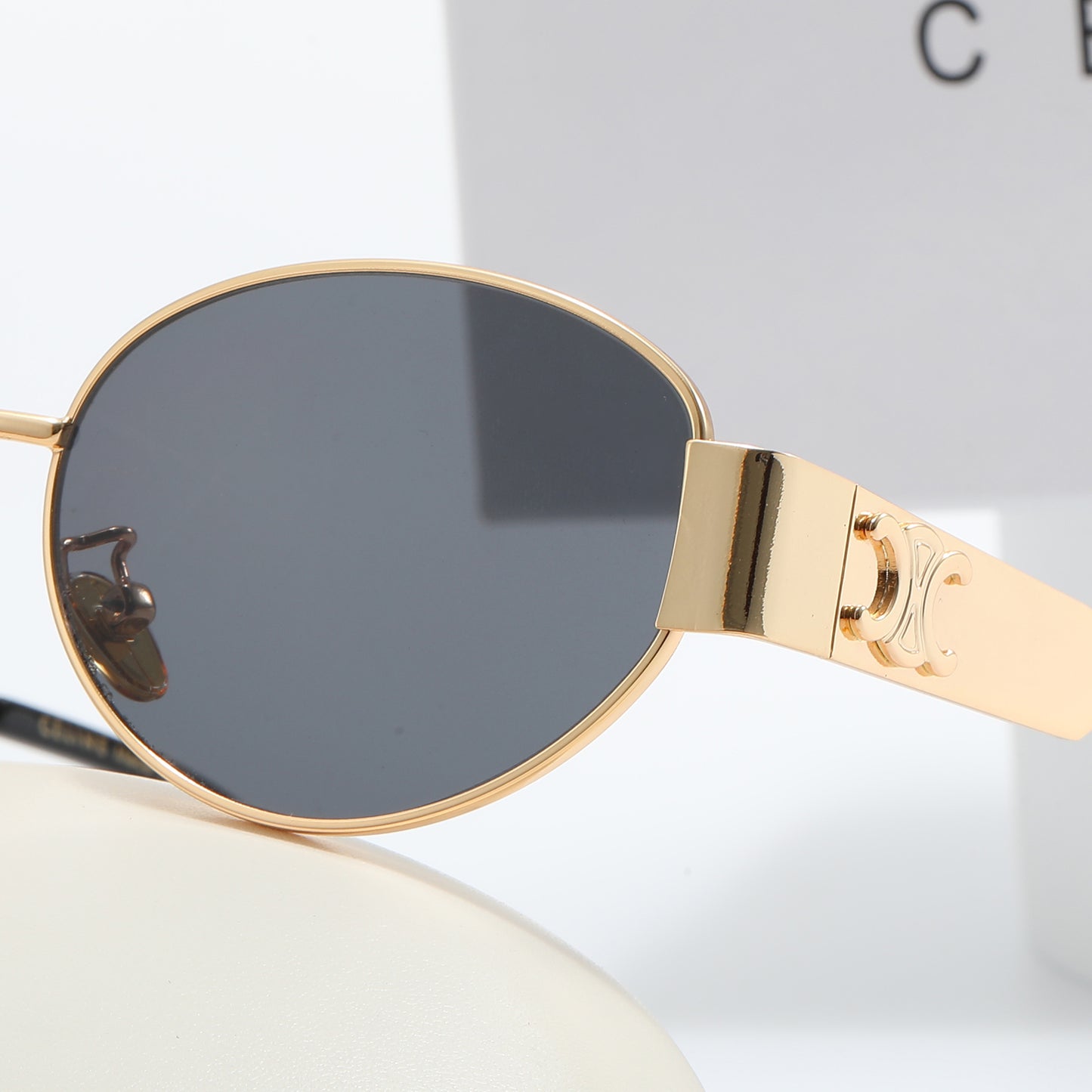 385RN2TDE Stylish Sunglasses