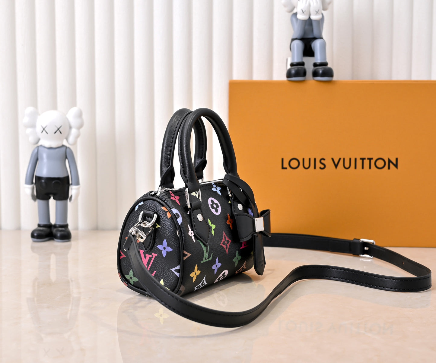175XE2BDE Stylish leather bag