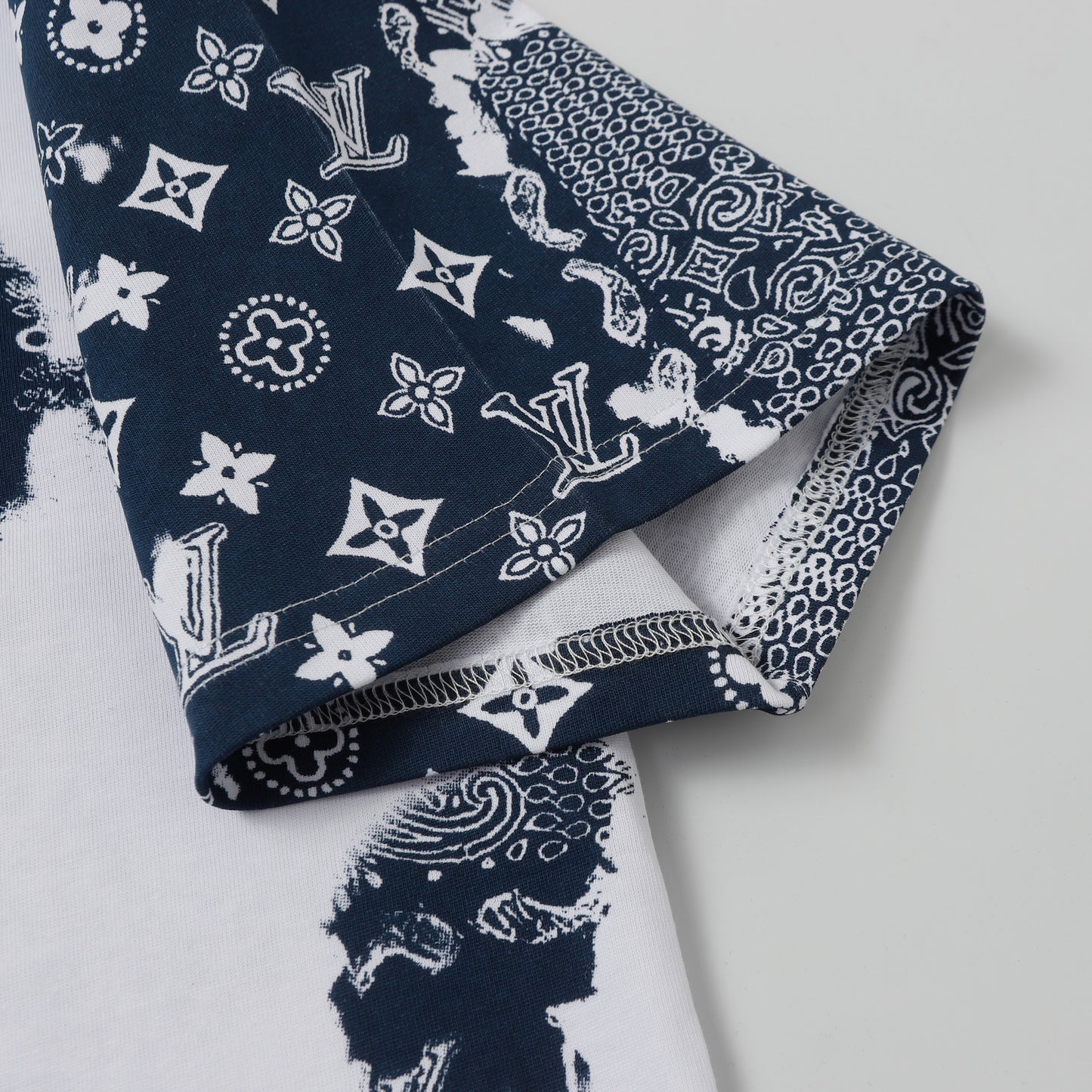 1ZE520UDE Stylish T-shirts