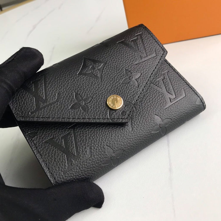 1E13BDE Stylish leather wallets