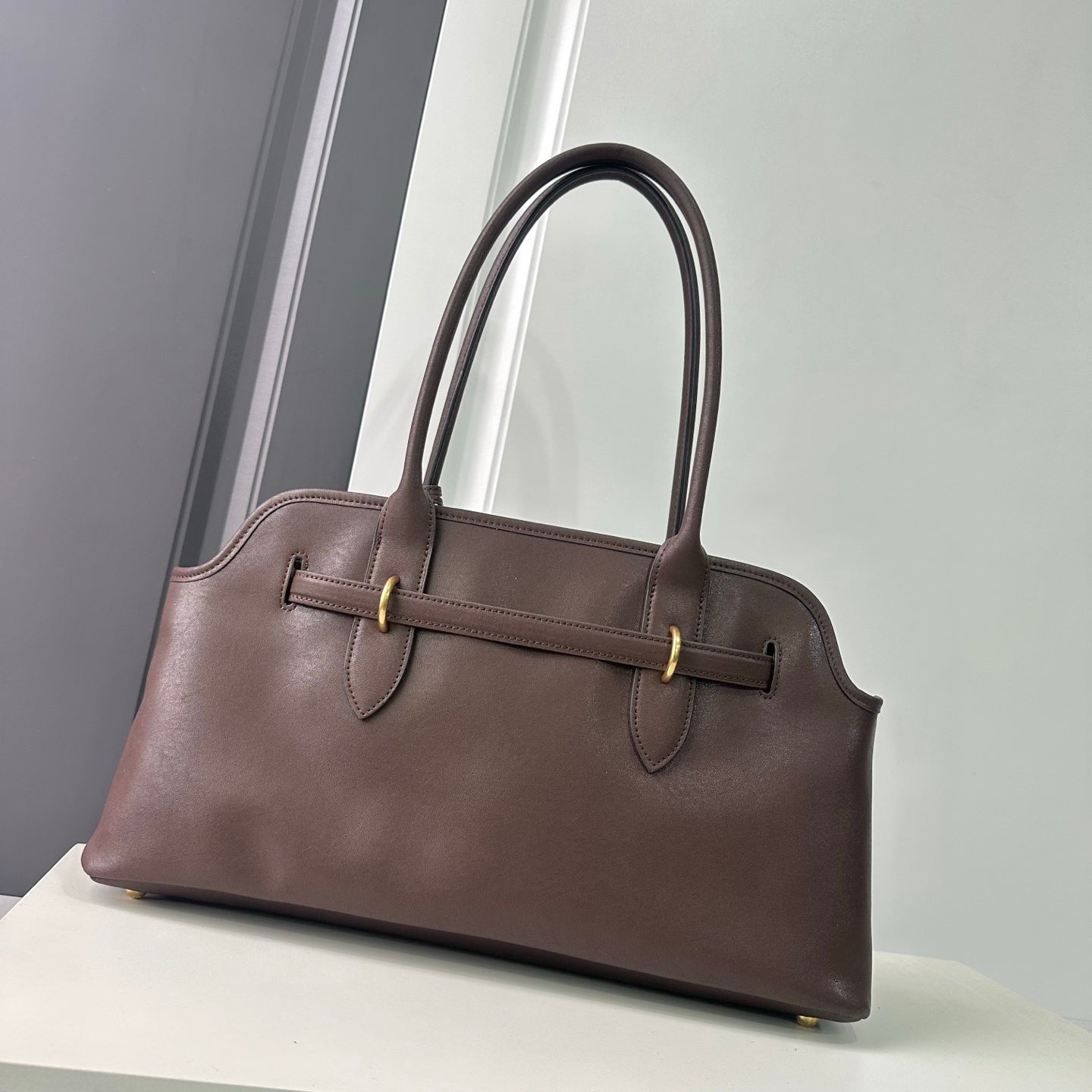 15RA45BDE Stylish leather bag