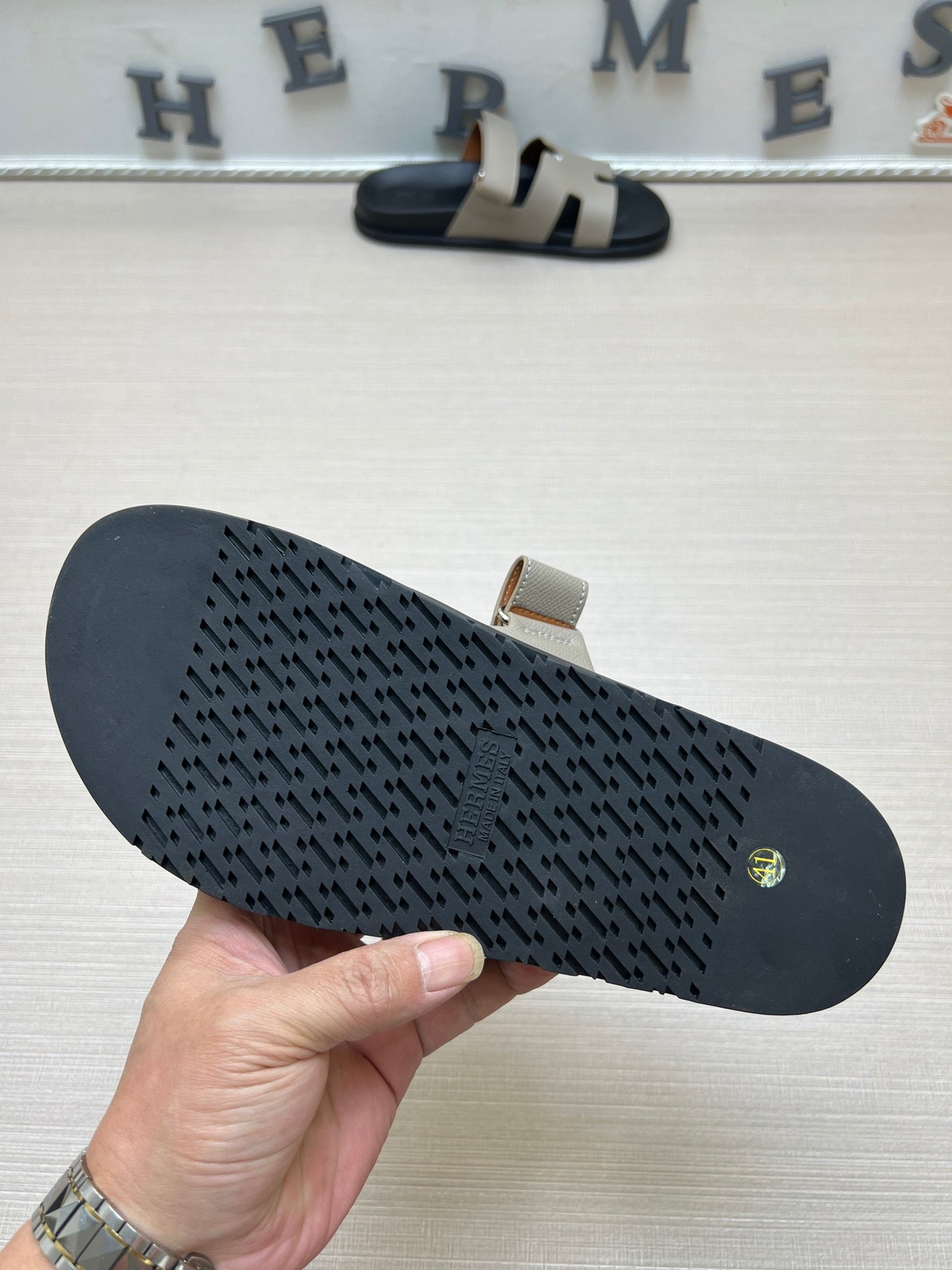 54H1ZDE Stylish slippers