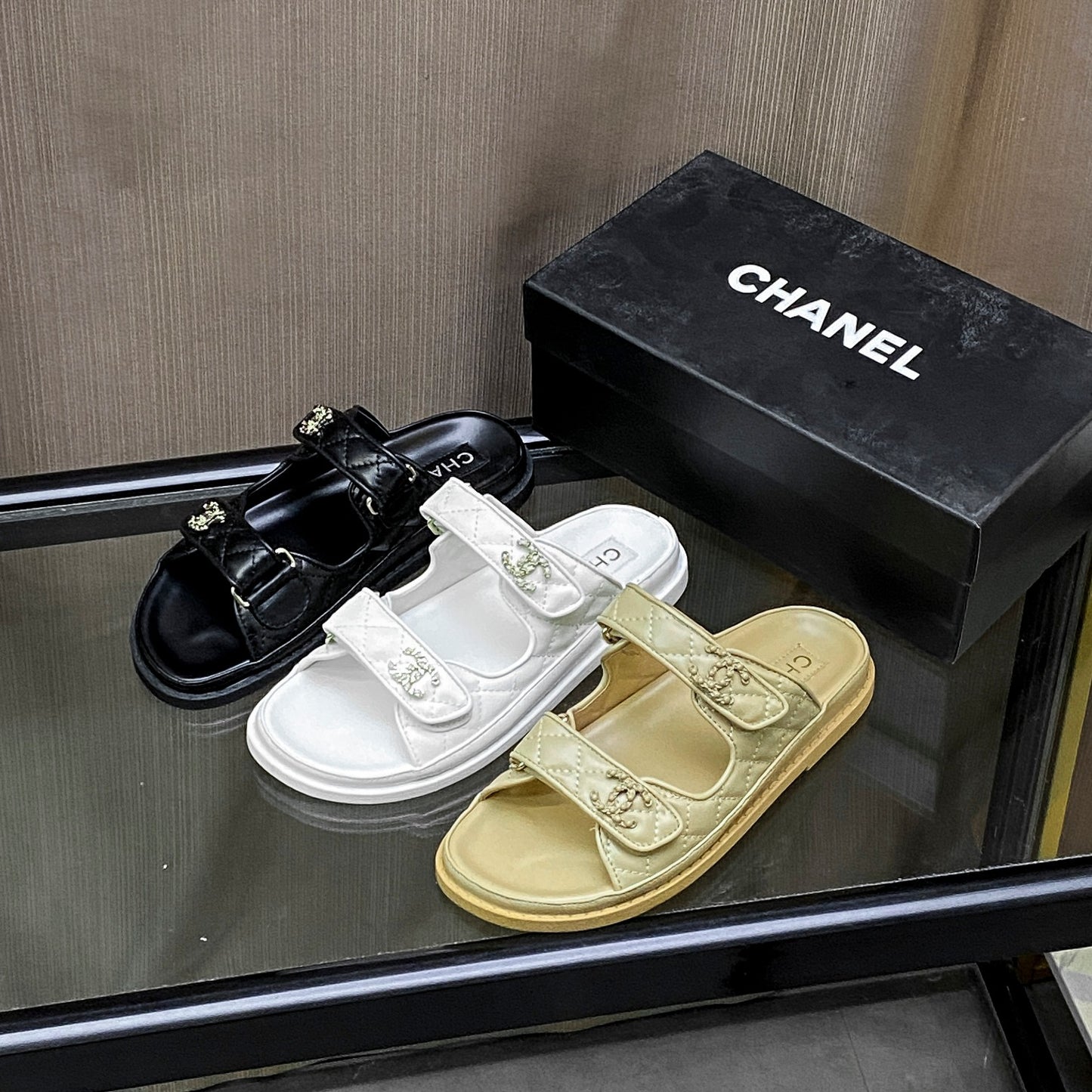 14C75ZDE Stylish Slippers