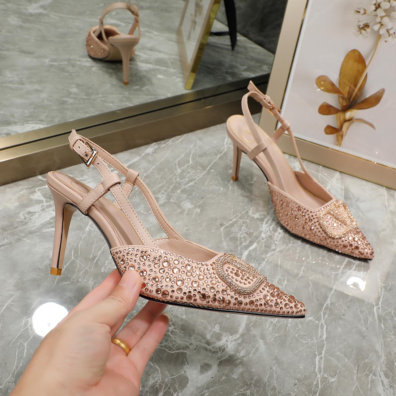 245RVL13ZDE Stylish leather High heels