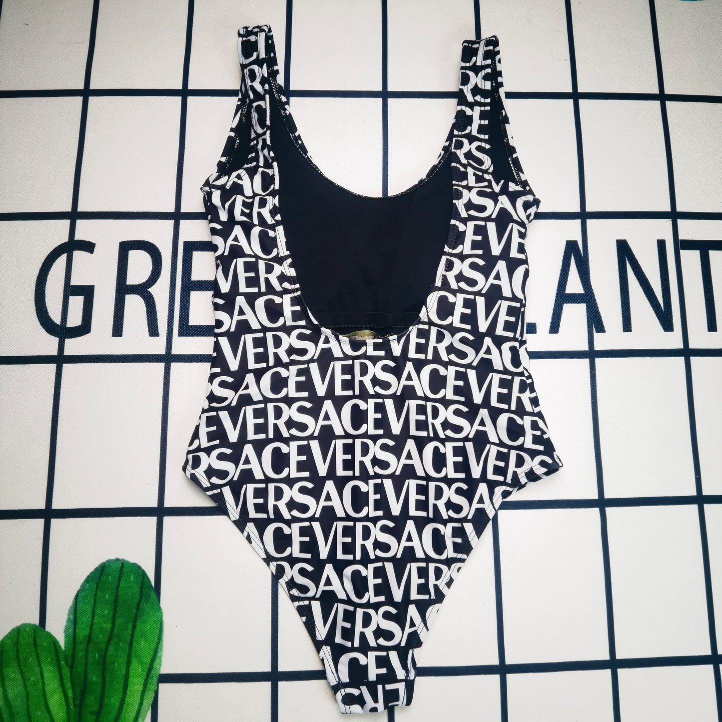 14V128YDE Stylish Bikini swimsuit