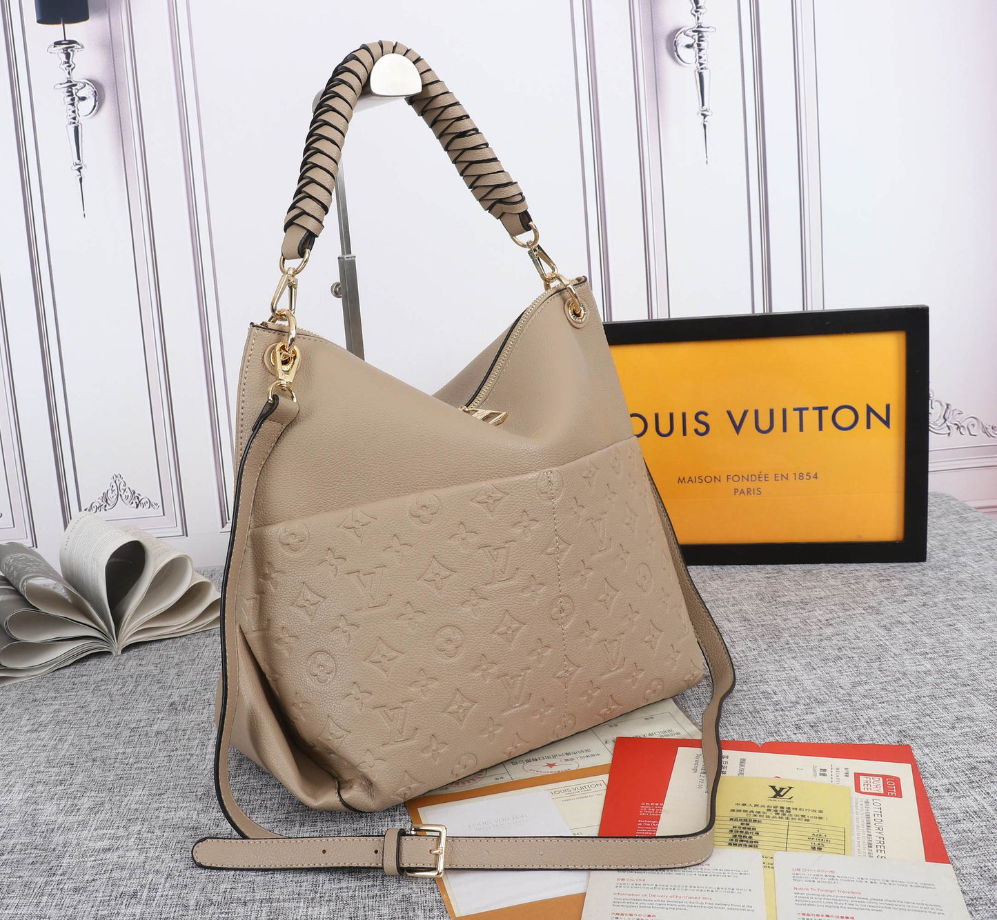 2XE51BDE Stylish leather bag