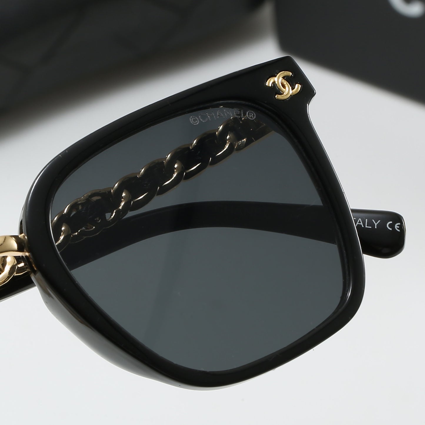 385RC32TDE Stylish Sunglasses