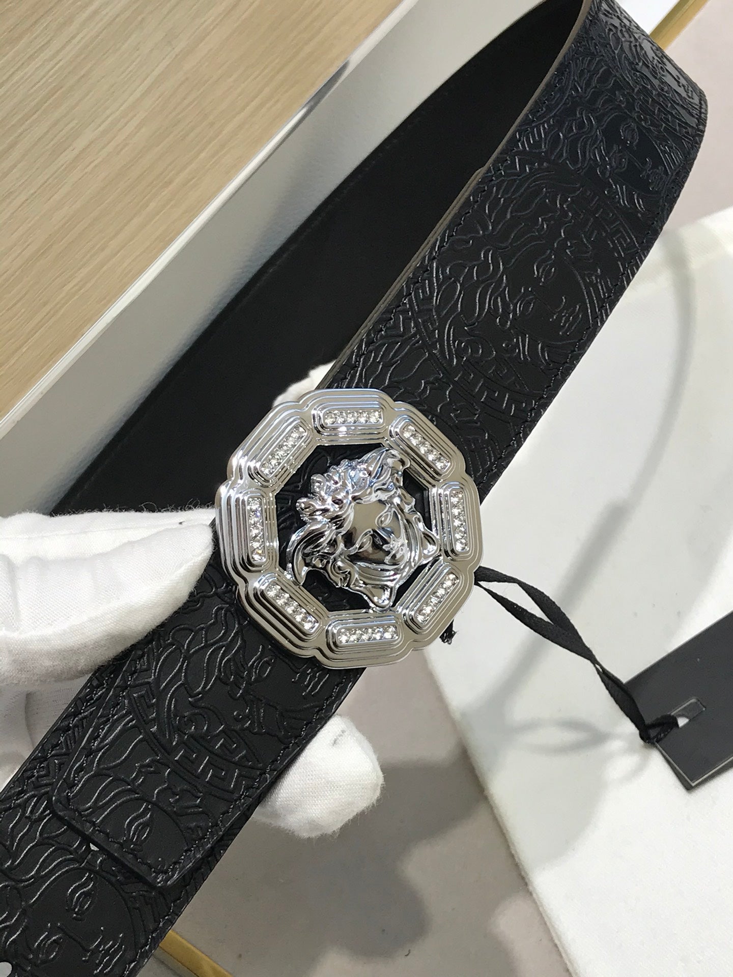 14V87PDE Stylish High quality belt With full package