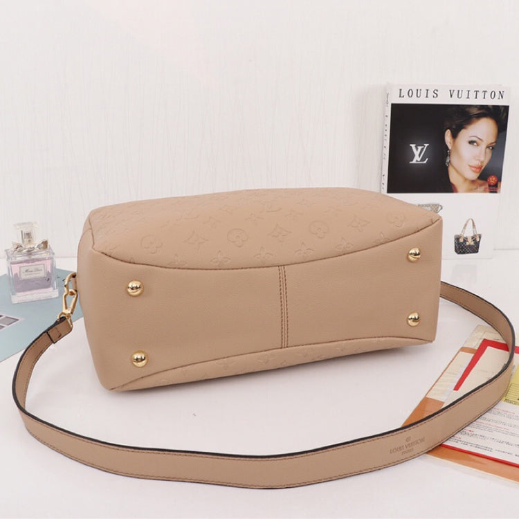 AE14BDE Stylish leather bag