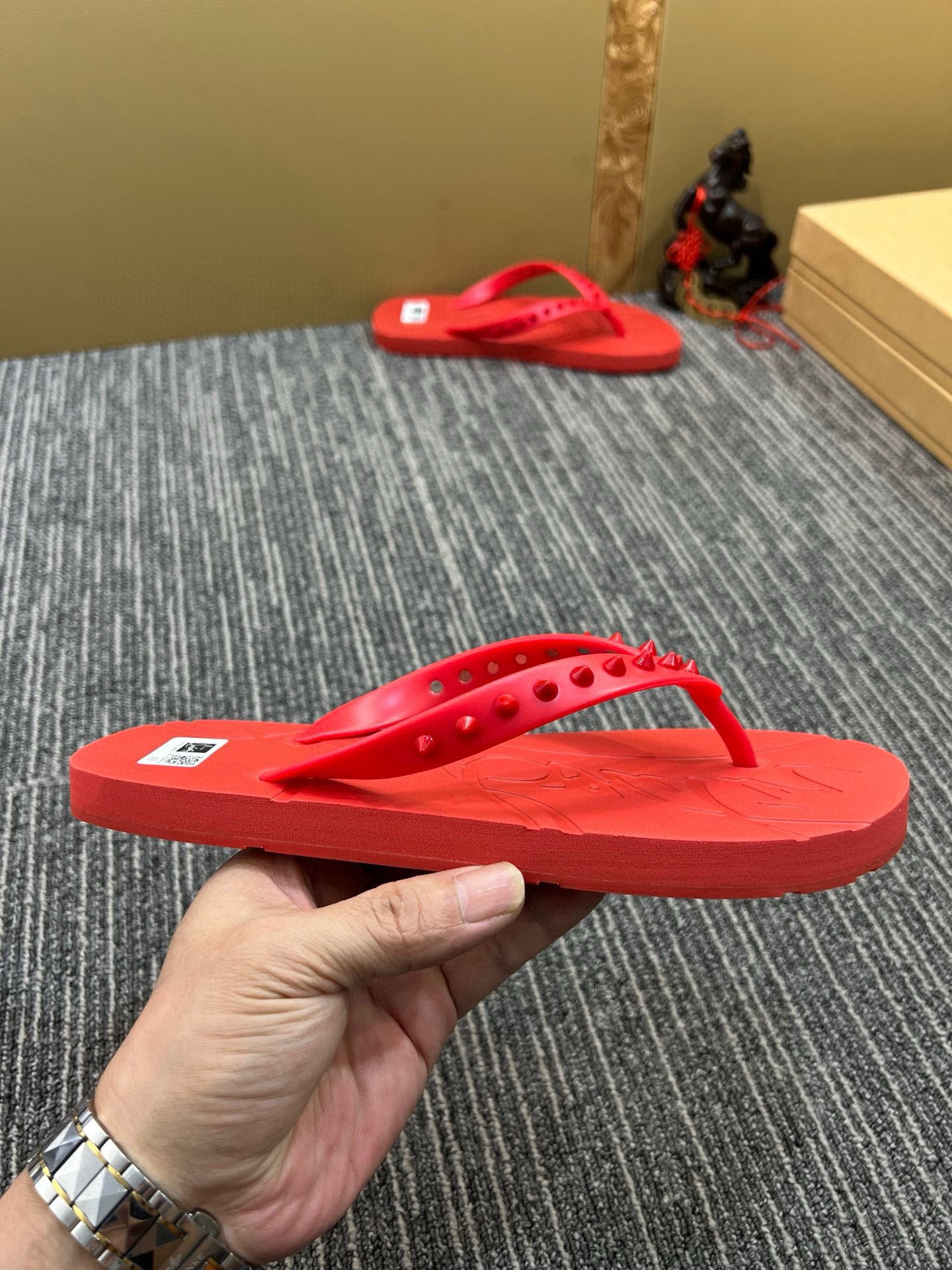 535ZA290ZDE Stylish Slippers