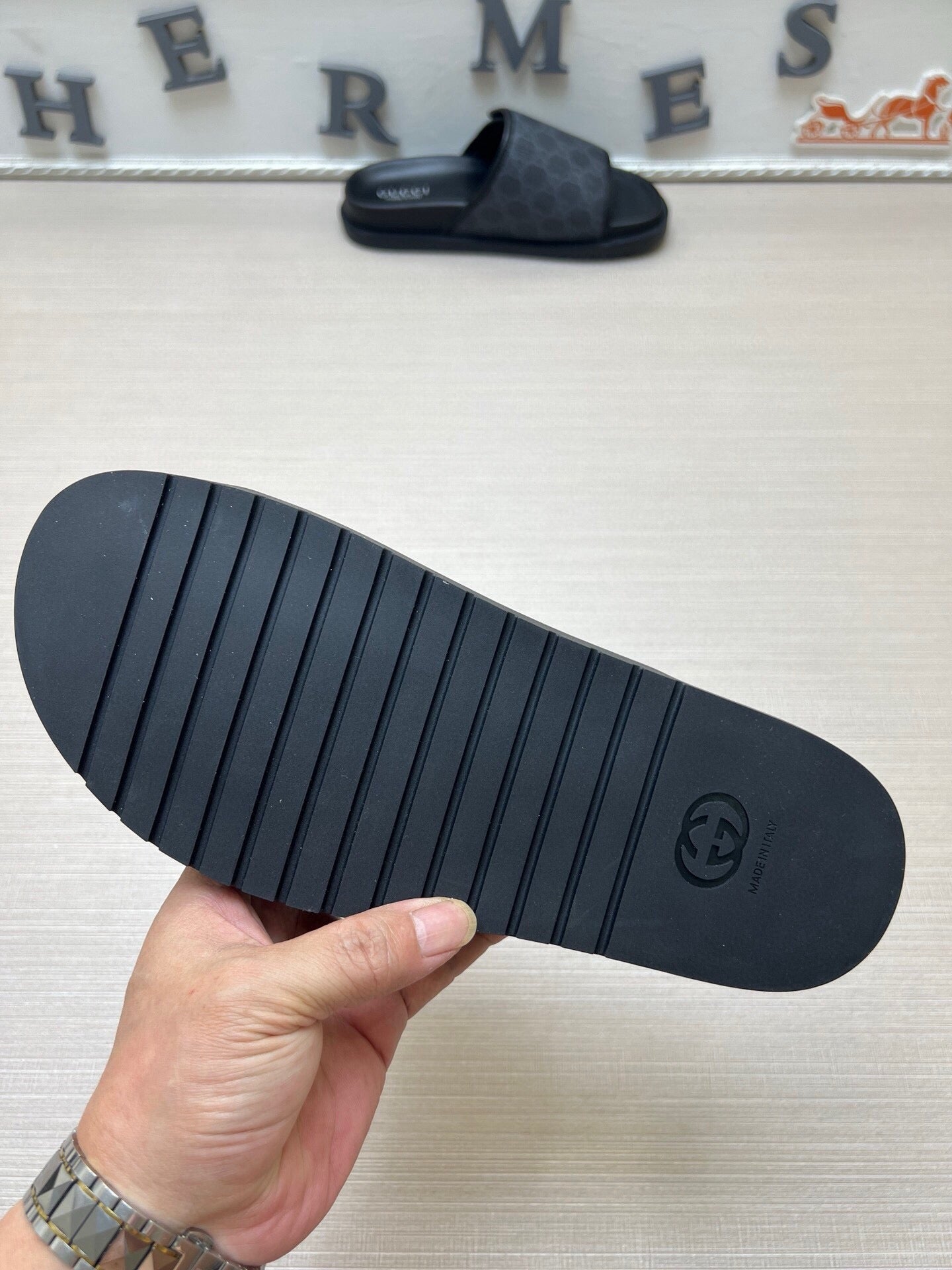 5LB231ZDE Stylish Slippers