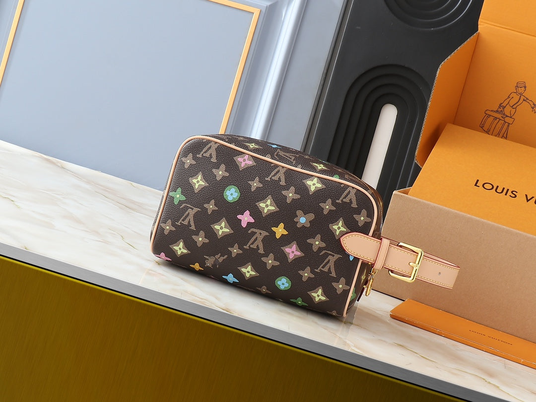 15RE69BDE Stylish leather bag