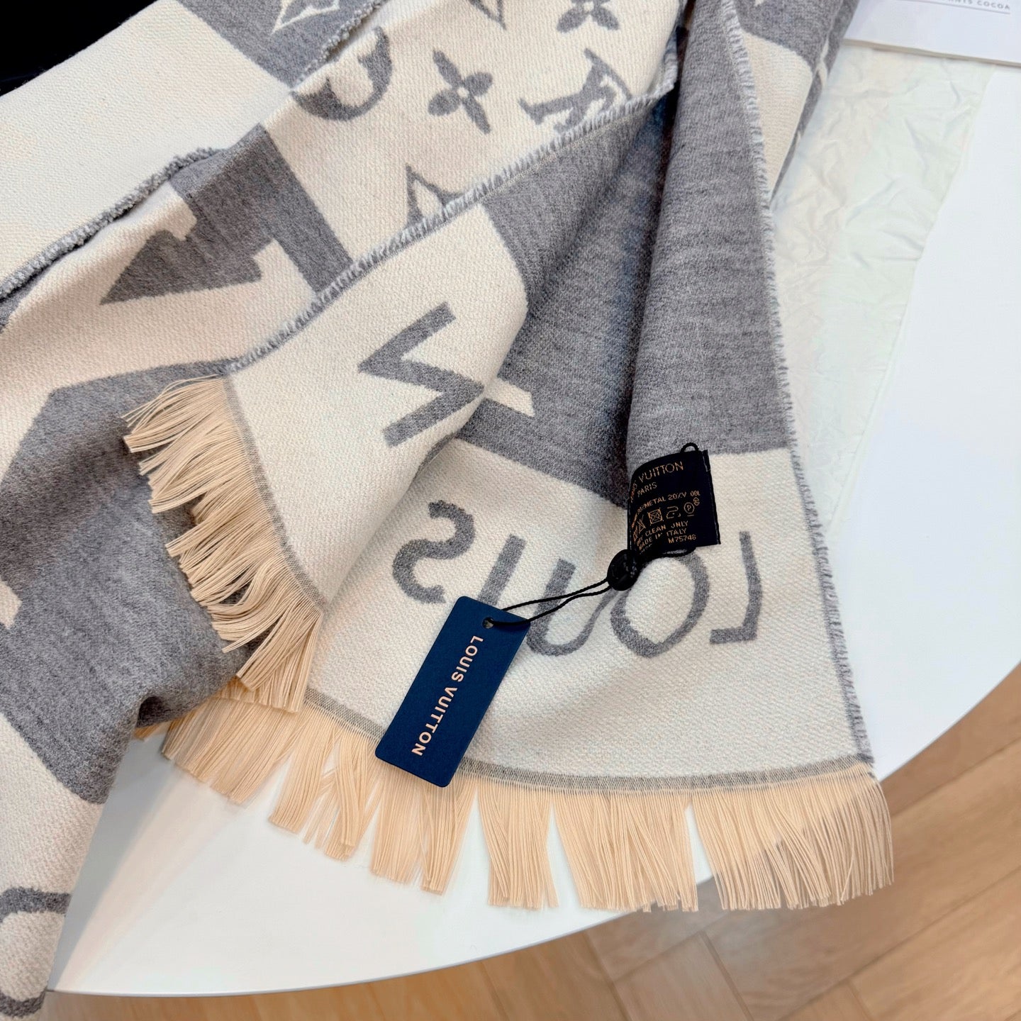 175RE40WDE Stylish Winter Scarves
