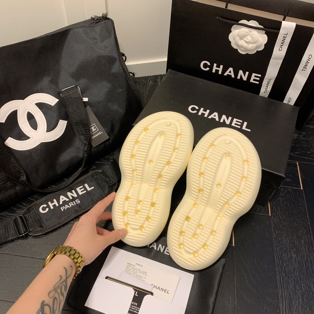 14C189ZDE Stylish Slippers