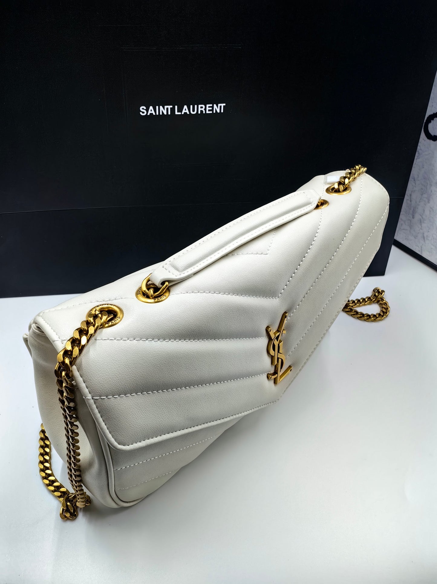 165NSL108BDE Stylish leather bag