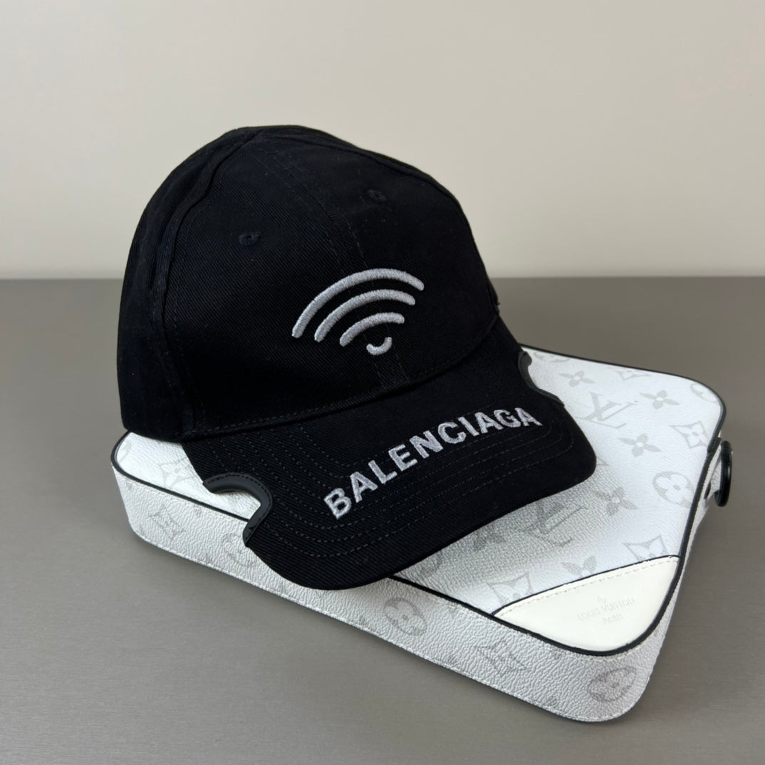 125ZJ526MDE Stylish hats