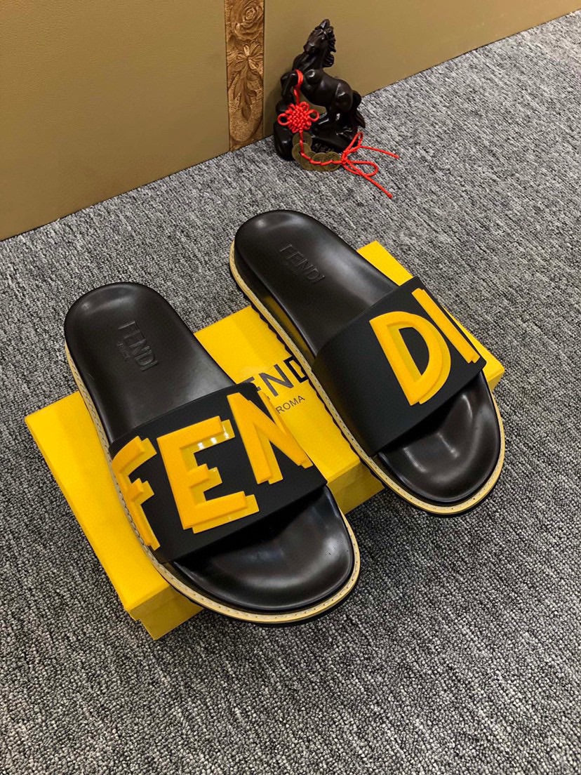 5XF106ZDE Stylish Slippers