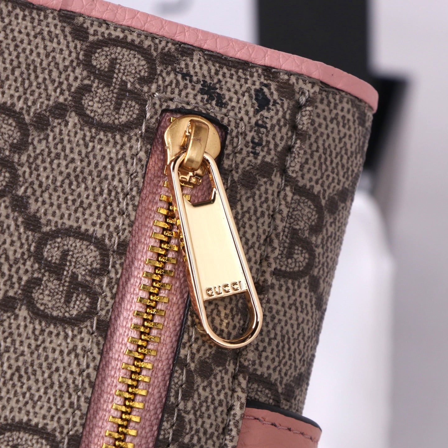 155NB52BDE Stylish leather bag