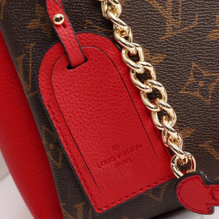 2E03BDE Stylish leather bag