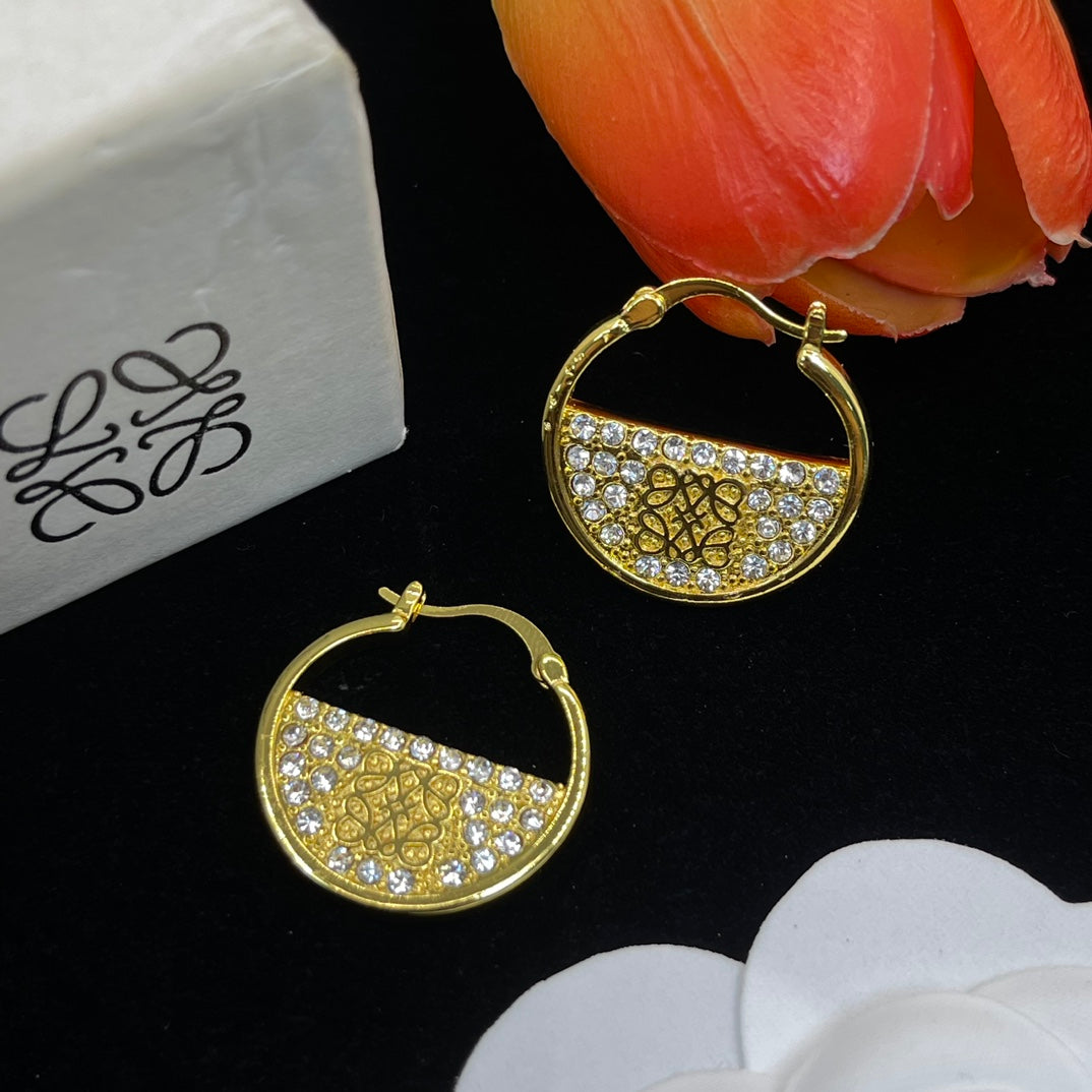 14A757EDE Stylish Earrings